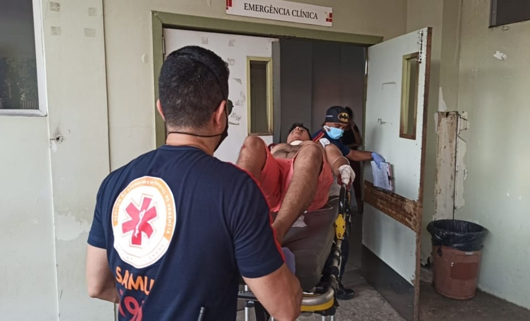 Linha com cerol por pouco não tira a vida de jovem motociclista na Vila Betel 